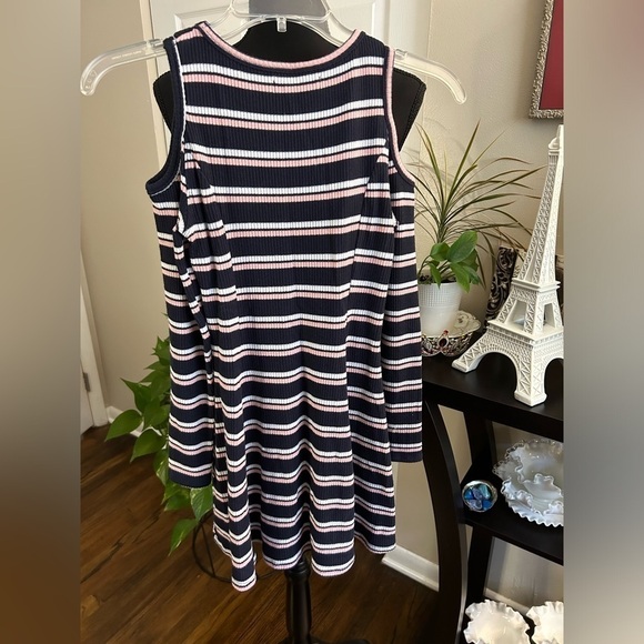 🎨Abercombie Kids Cold Shoulder Long Sleeve Sweater Dress Blue Pink Stripe 10/12 - Picture 5 of 6